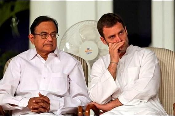 P Chidambaram and Rahul Gandhi. (MANISH SWARUP/AFP/GettyImages)