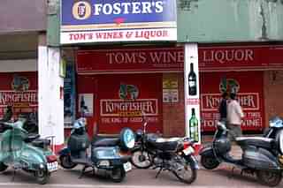 A liquor shop in Goa (Vijayanand Gupta/Hindustan Times via Getty Images)