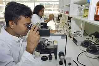 Pharmaceutical research (INDRANIL MUKHERJEE/AFP/GettyImages)&nbsp; &nbsp;   