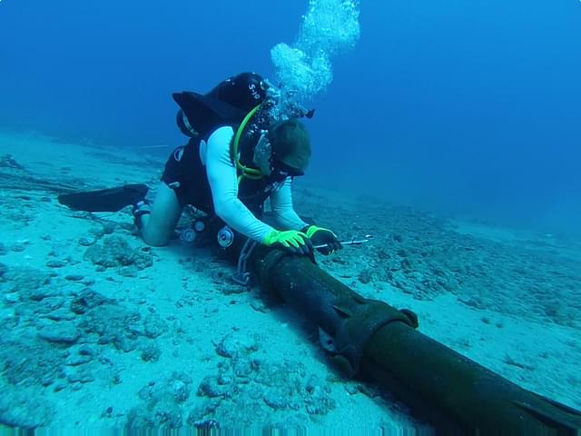 An unserwater seafloor cable under maintenance. (representative image) (Wikimedia Commons)