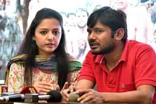 (Left) Shehla Rashid with (Right) Kanhaiya Kumar (Mohd Zakir/Hindustan Times via Getty Images)