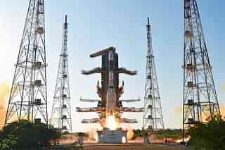 ISRO satellite launch (@AkashvaniAIR/Twitter)