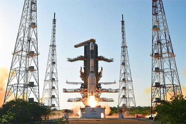 ISRO satellite launch (@AkashvaniAIR/Twitter)