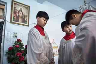  A Chinese underground house church. (Kevin Frayer/Getty Images)