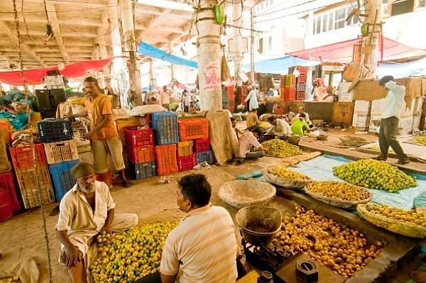 India witnesses a fall of -0.92 per cent in WPI inflation in April.  (Sneha Srivastava/Mint via Getty Images)