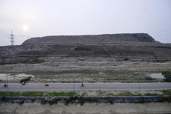 A view of Ghazipur landfill at Ghazipur. (Sunil Ghosh/Hindustan Times via GettyImages)