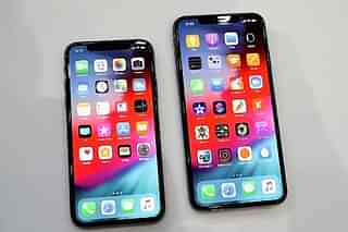 The new Apple iPhone Xs (L) and iPhone Xs Max (R) are displayed during an Apple special event (Photo by Justin Sullivan/Getty Images)