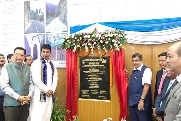Nitin Gadkari along with chief ministers of North-East states at the inauguration of upgraded section of NH -44 (@nitingadkari/Twitter)