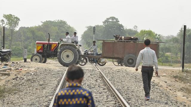 An unmanned railway crossing (Deepak Gupta/Hindustan Times via Getty Images)
