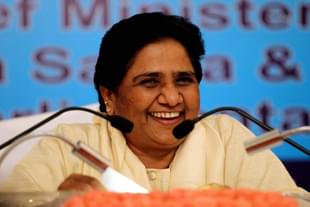 Bahujan Samaj Party leader Mayawati addresses a press conference in New Delhi. (Ajay Aggarwal/ Hindustan Times via GettyImages) 