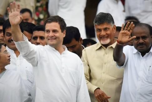 Rahul Gandhi (L) and Chandrababu Naidu (R). (Arijit Sen/Hindustan Times via Getty Images)