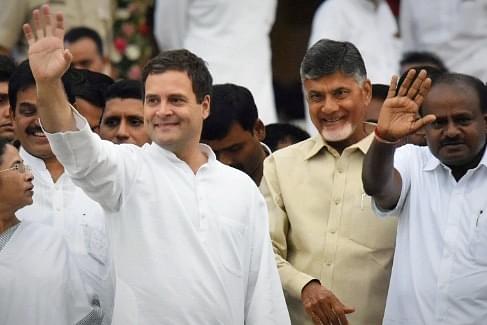 Rahul Gandhi (L) and Chandrababu Naidu (R). (Arijit Sen/Hindustan Times via Getty Images)