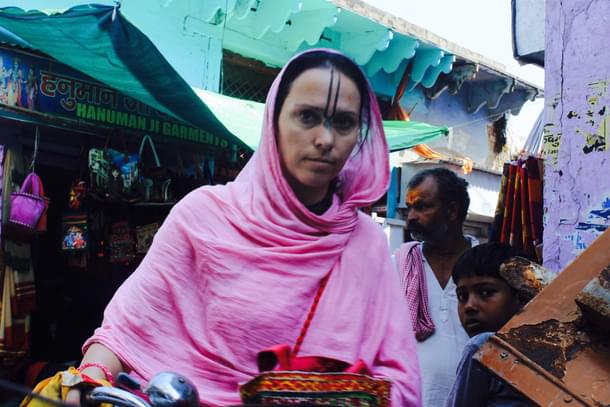 ‘Bhaktas’ take back tradition, emotions, family, stories and ‘prasad’ — only to return.(Sumati Mehr ishi/Swarajya)