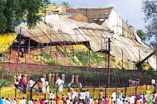 The makeshift temple at Ram Janmabhoomi in Ayodhya. (Twitter image)