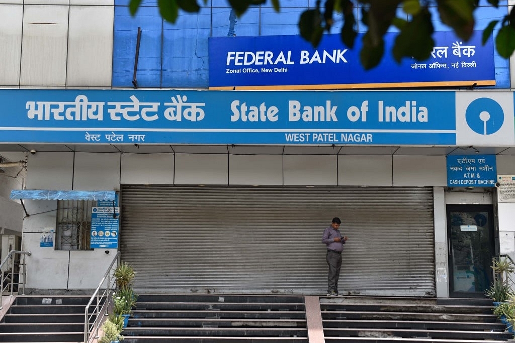 Indian Banks - SBI and Federal Bank (Sanchit Khanna/Hindustan Times via Getty Images)