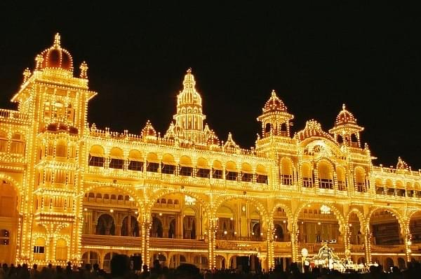 Mysuru palace decorated during Dasara celebrations (Wikipedia)