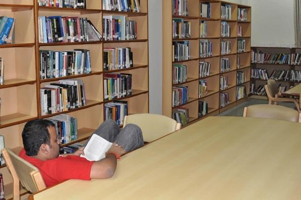 Student reading inside library of Indian Institute of Management Lucknow (IIM - L) (Ashok Dutta/Hindustan Times)