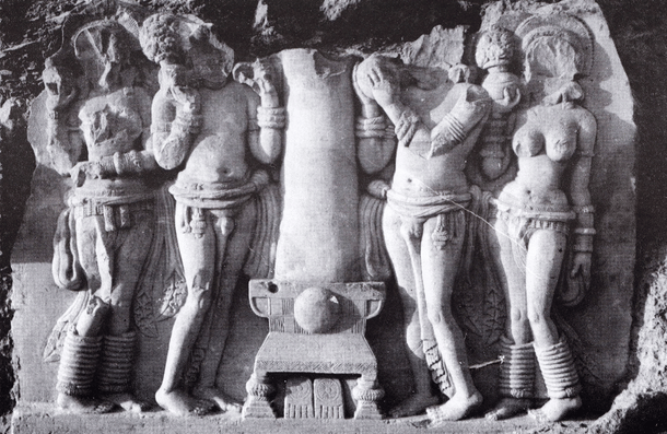 Image of the Chandavaram panel matching ‘Worshippers of the Buddha’.Photograph taken around 1977. From Murthy, P Ram-achandra, A Critical Study ofthe Hinayana Stupa at Chandavaram, in: G. Kamalakar, M. Veerender (eds),Buddhism: Art, Architecture, Literature & Philosophy, vol 2. BirlaArchaeological & Cultural Re-search Institute, Sharada Publishing House,2005: plate 3.