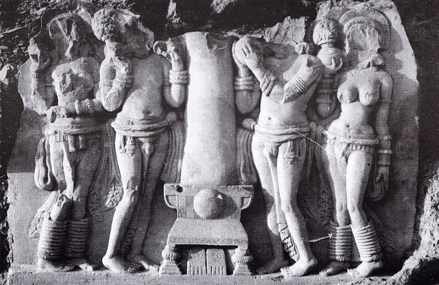 Image of the Chandavaram panel matching ‘Worshippers of the Buddha’.Photograph taken around 1977. From Murthy, P Ram-achandra, A Critical Study ofthe Hinayana Stupa at Chandavaram, in: G. Kamalakar, M. Veerender (eds),Buddhism: Art, Architecture, Literature &amp; Philosophy, vol 2. BirlaArchaeological &amp; Cultural Re-search Institute, Sharada Publishing House,2005: plate 3.