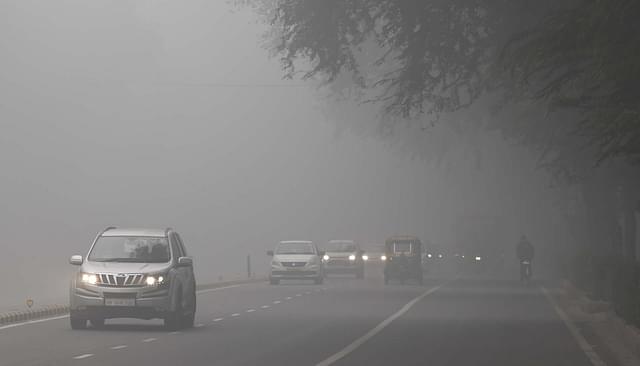 Heavy fog and smog at Tilak Marg on December 31, 2017 in New Delhi, India.(Representational Image) (Arvind Yadav/Hindustan Times via Getty Images)