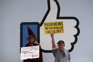 Protesters outside of Facebook headquarters over data privacy (Photo by Justin Sullivan/Getty Images)