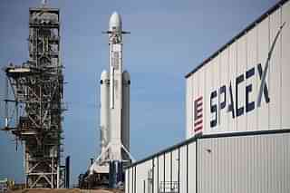 SpaceX Falcon Heavy rocket (Joe Raedle/Getty Images)