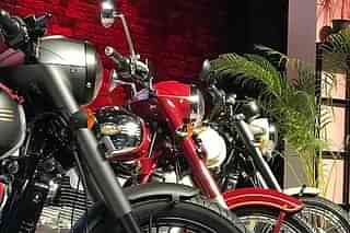 A view of newly launched Jawa Motorcycles (@reach_anupam/Twitter)