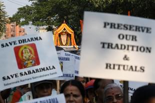 Members of Navi Mumbai Malayali Samaj protest against Supreme Court verdict of allowing women to enter Sabarimala Temple in Kerala. (Bachchan Kumar/Hindustan Times via GettyImages) 