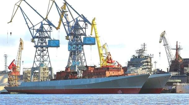 Hulls of the Project 11356 frigates Admiral Istomin and Admiral Kornilov under construction at Yantra Shipyard on Russia’s Baltic coast.
