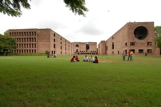Students sitting in the IIM-Ahmedabad campus. (image via Facebook page of IIM-A)