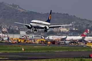 Jet Airways’ Aircraft taking off from Mumbai airport. (Vijayananda Gupta/Hindustan Times via Getty Images)