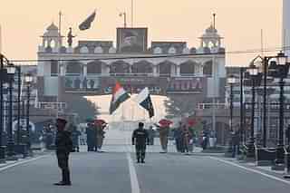 Indian and Pakistani border guards take part in the Wagah border ceremony. (Sameer Sehgal/Hindustan Times via Getty Images)