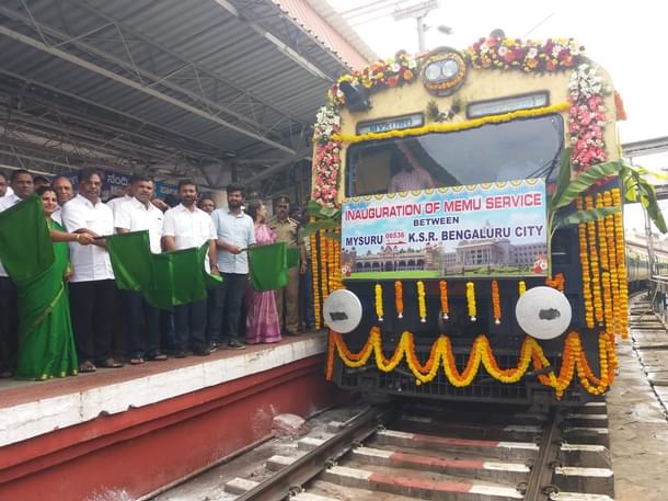 MP Pratap Simha at the flagging off of the MEMU services in Mysuru. Image courtesy of twitter.com/mepratap. 