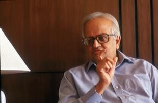 Bimal Jalan, former Governor of RBI heading the committee deliberating on the Economic Capital Framework for the RBI. (Photo by Sanjay Pandya/The India Today Group/Getty Images) 
