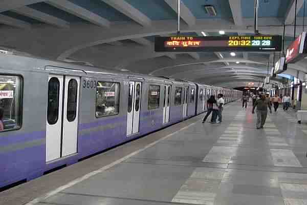 A metro train at a platform in Kolkata. (Pic via Wikipedia)