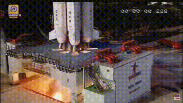 GSLV-F11 blasting off to launch GSAT-7A (via DD News)