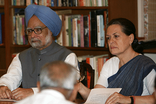 Former prime minister Manmohan Singh and Congress chairperson Sonia Gandhi (Shekhar Yadav/India Today Group/Getty Images)