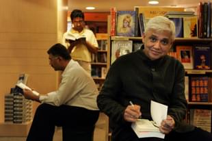 Amitav Ghosh  (Photo by Manoj Patil/Hindustan Times via Getty Images)
