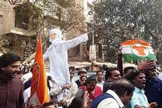 Youth Congress workers protest against The Accidental Prime Minster (@ShabanaANI2/Twitter)