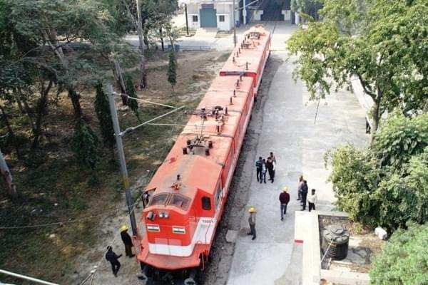 Diesel to Electric converted locomotive (@diesellocoworks/Twitter)