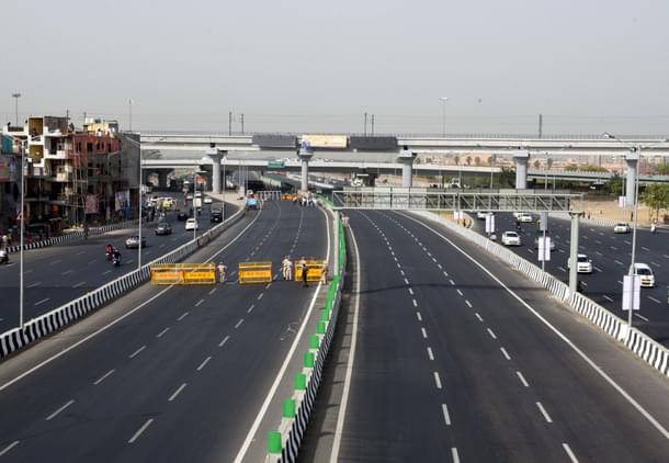 A 9 km long section of the Delhi-Meerut Expressway which was inaugurated by Prime Minister Narendra Modi. (Arvind Yadav/Hindustan Times via Getty Images) 