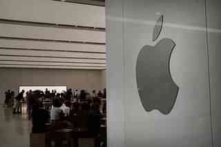 An Apple logo (Photo by Spencer Platt/Getty Images)