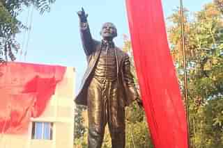 A Lenin statue in Tirunelveli. (pic via Twitter)