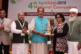 Union Minister of Agriculture and Farmers Welfare, Radha Mohan Singh (centre) at the two-day convention “Agrivision 2019”. (image via Facebook)