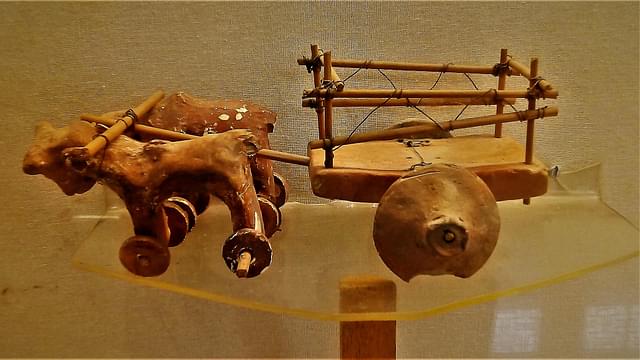 Terracotta toy of a bullock cart : around 2300 to 2100 BCE: Lothal museum