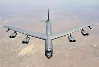 A B-52H bomber (Pic by Airman 1st Class Victor J. Caputo, USAF via Wikipedia)