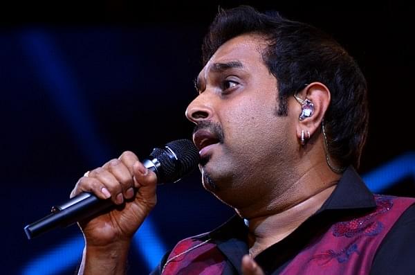 Shankar Mahadevan performing at Idea Rocks India 5 in Bengaluru (Jim Ankan Deka via Wikimedia Commons)