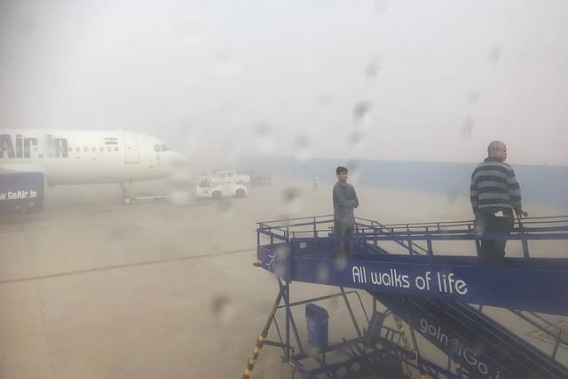 Over 600 flights were disrupted at the Kempegowda International Airport (KIA) due to dense fog in December 2018 and January 2019. (image- @niku1630/Twitter)