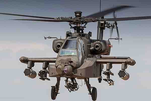 Apache Helicopter (Nicky Boogaard/Wikimedia Commons)