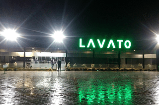 The exterior of Lavato’s first outlet at Krishnagiri (Srikanth Ramakrishnan/Swarajya)